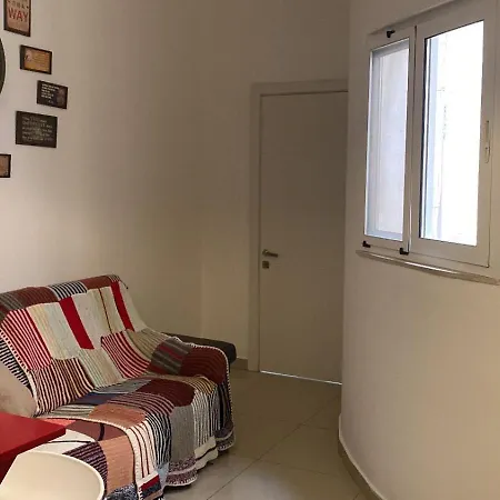 Serenity Large 4 Bedroom 2 Bathroom- In Swieqi Over A Valley Διαμέρισμα *