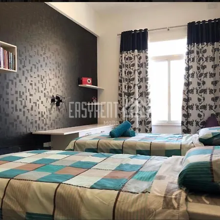 Διαμέρισμα Serenity Large 4 Bedroom 2 Bathroom- In Swieqi Over A Valley *
